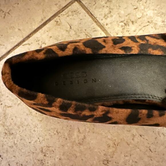 Asos Design 7 Mary Jane Pointed Suede Ballet Flat Leopard Old Money Gold Chain - Picture 4 of 11